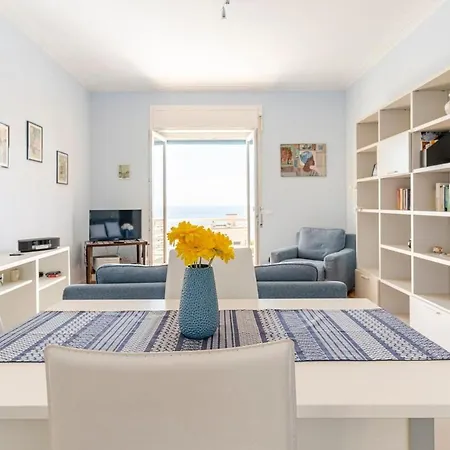 Apartment Fronte Mare 